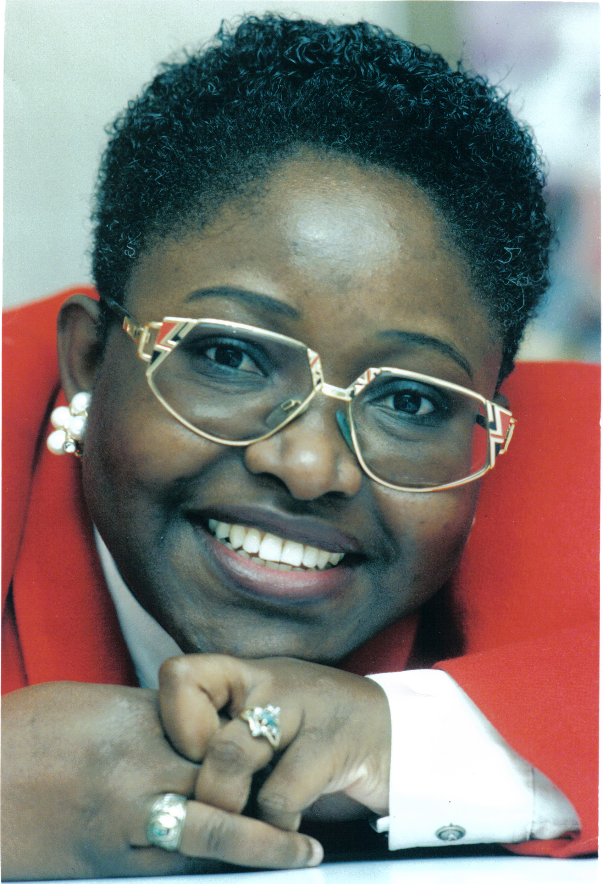 Dr. Elizabeth Razekoala